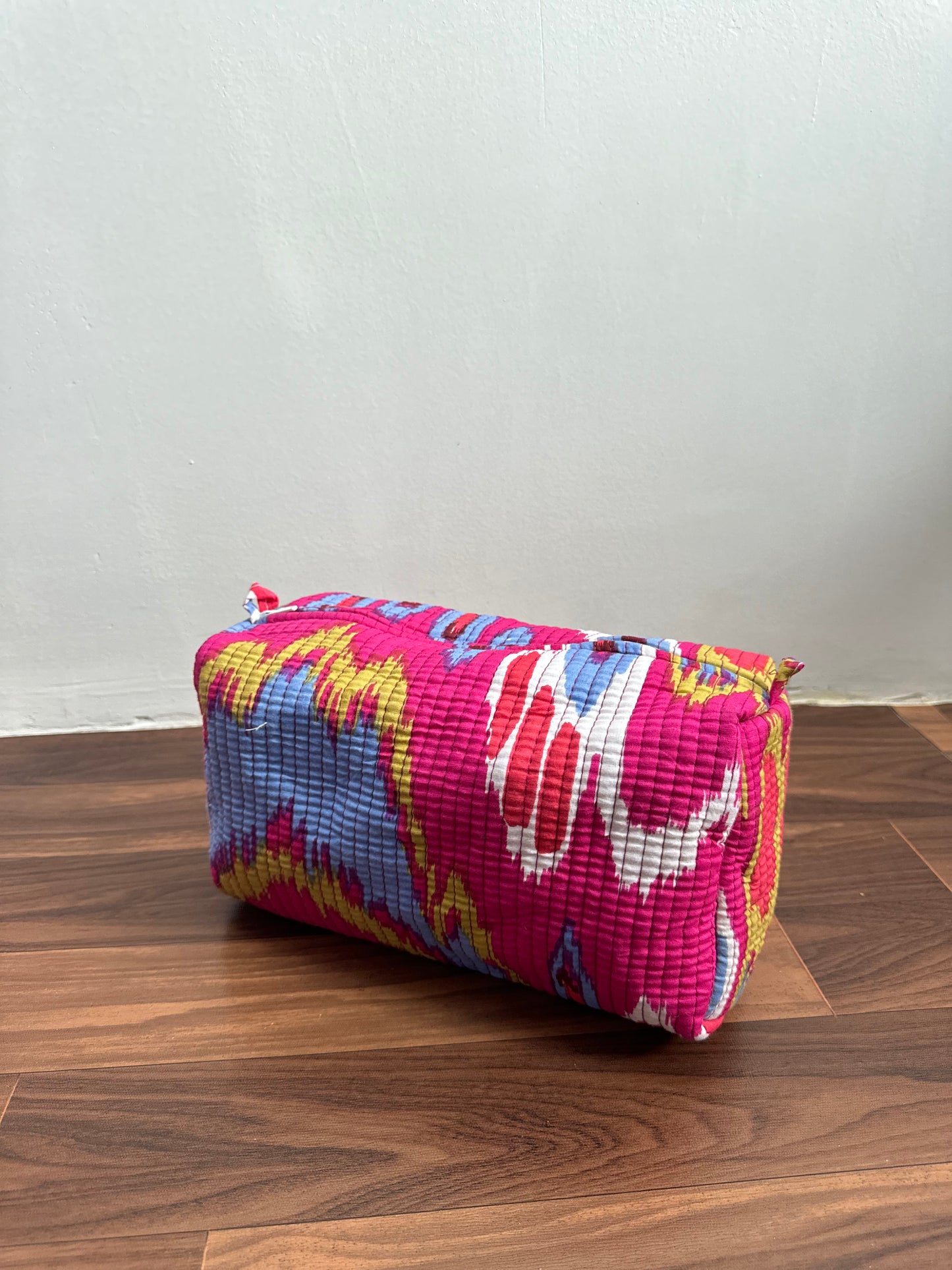 MULTI PURPOSE TOILETRY BAGS