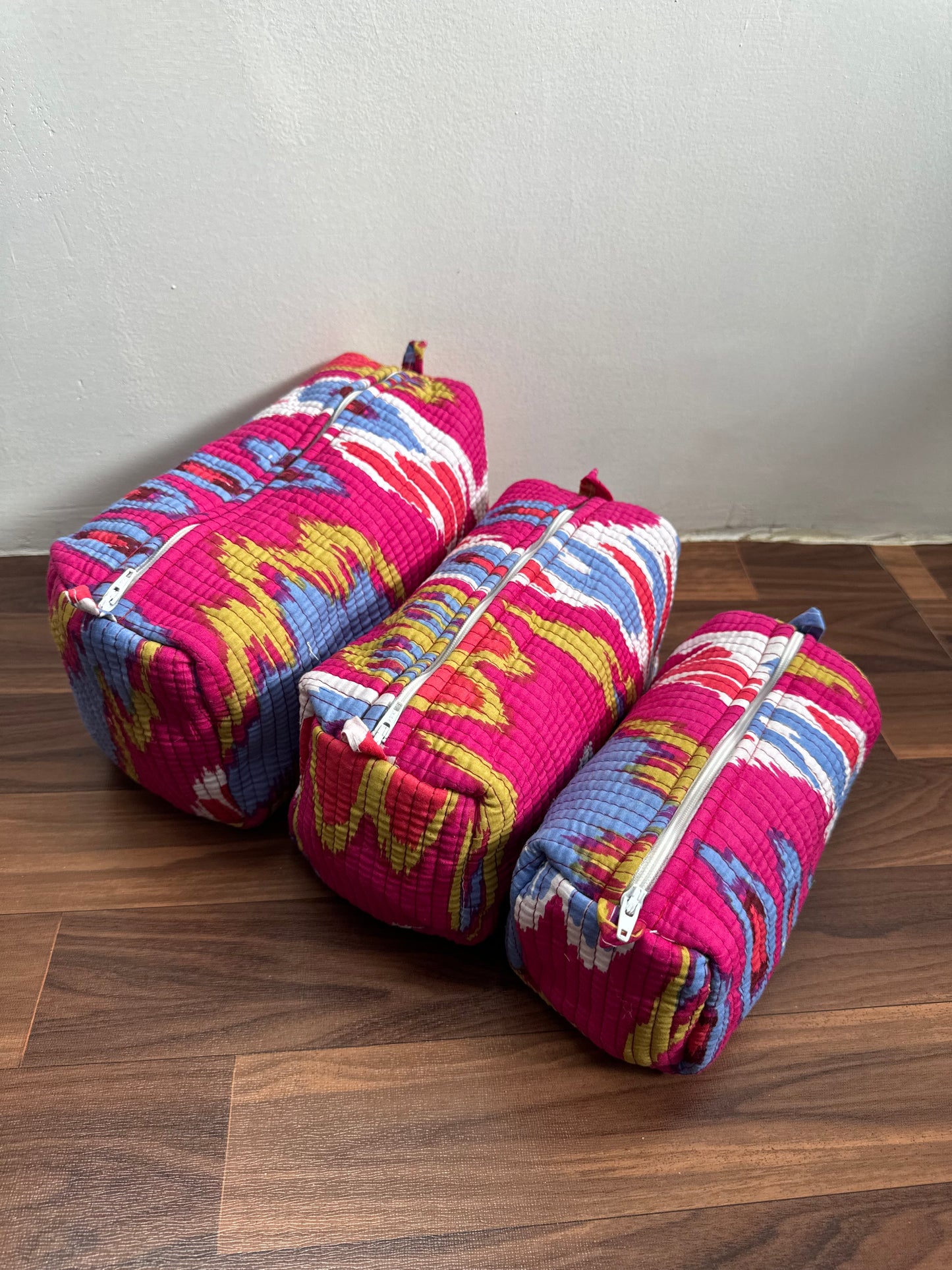 MULTI PURPOSE TOILETRY BAGS