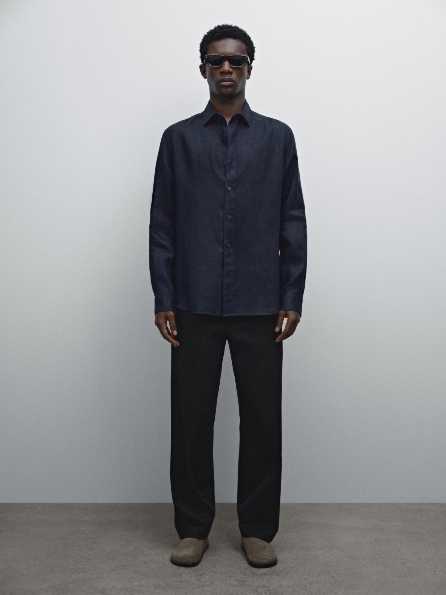 The Navy Blue Linen Shirt.