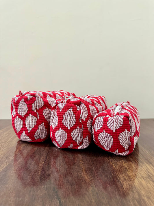 MULTI PURPOSE TOILETRY BAGS