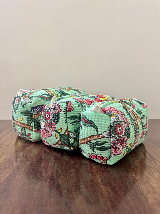 MULTI PURPOSE TOILETRY BAGS